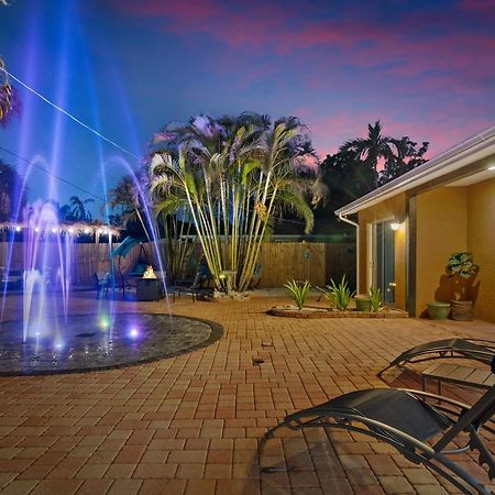 Coastal Villa W Amazing Courtyard - Splash Pad! Σεϊρασότα Εξωτερικό φωτογραφία